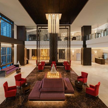 Courtyard By Marriott Gurugram Downtown Otel Gurgaon Dış mekan fotoğraf